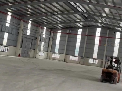 Cho thuê kho xưởng 1680m2 ở kcn thanh liêm , hà nam. pccc tự động giá 80k/m2 0