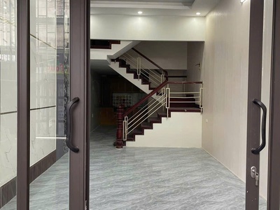 Nhà vĩnh tiến - 50m 3 tầng, sân cổng riêng, ngõ 3m, giá 3.3 tỉ 1