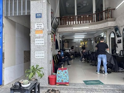 Cần sang mặt bằng vị trí đẹp phan đình phùng , tp đà lạt 2