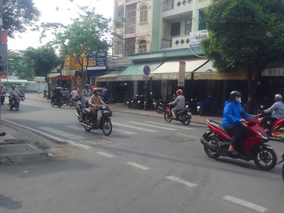 Cần bán gấp căn nhà độc nhất vô nhị tại q.11   chủ nhà quyết định giảm sâu 700 triệu 2