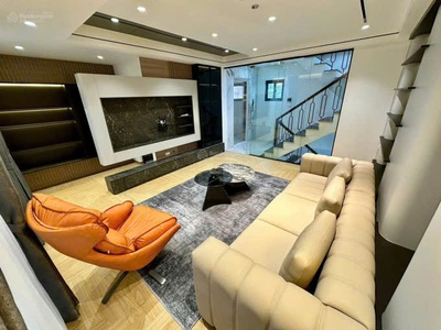 Tài chính hợp lý, chỉ 12.5 tỷ sở hữu nhà mới kính cong, đẹp 6 tầng, thang máy khu vực phú 4