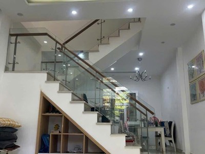 Nhà đẹp 2 tầng - gần biển thanh bình - đường trần cao vân - hải châu - giá nhỉnh 5 tỷ 0