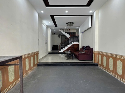 Hotkiệt ô tô tránh chỉ 5.x đồng - sẵn nhà 3 tầng kiên cố - dt 62.2m2  3.8x16.4  nở hậu nhẹ - vị 0