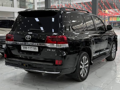 Toyota Land Cruiser 5.7 nhập Mỹ SX 2013 lên fom 2021 có hoán cải. 5