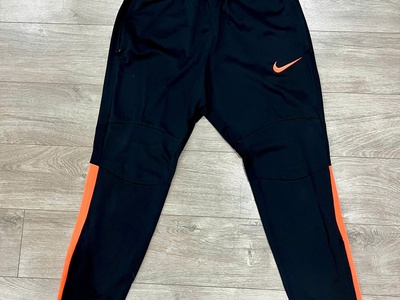 Thanh lý bộ thể thao chính hãng NIke 2