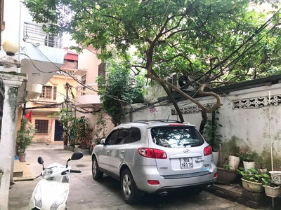 Bán nhà Trần Phú Hà Đông, ngõ thông ô tô đỗ cửa vào nhà, hai bước ra hồ Văn Quán, 55m2, hơn 17 tỷ 1