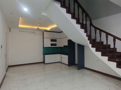 Bán nhà đất Mỹ Đình 52m2 5 tầng đang cho thuê giá đẹp 2