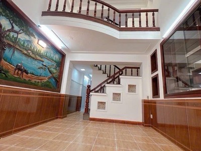 1O THUỞ MỚI CÓ 1 CĂN - Nhà Quận 10, 40m2 - 1 sẹc sát mặt tiền kinh doanh - chưa đến 6 tỷ. 0