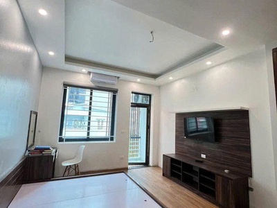 Hiếm nhà đẹp 5 tầng mặt phố Nguyễn Viết Xuân, 40m2, mặt tiền rộng 4m, thang máy, vị trí đẹp, kinh do 2