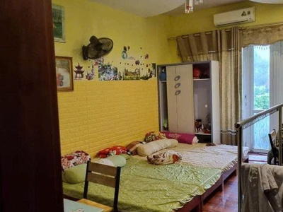 Hiếm niệt thự đẹp 4 tầng mặt phố đường 19-5, 210m2, mặt tiền rộng 10m, vị trí đẹp, kinh doanh, giá 2