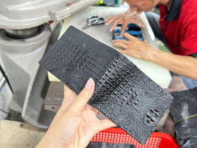 Xưởng Phụ Kiện Thời Trang Da Thật Tại TPHCM Tìm Đại Lý 14