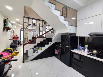 O1870  sát cầu băng ky bình thạnh, shr, vuông, 2 tầng, 4.2x14m, 7.x tỷ 1