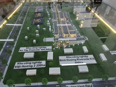 Nhà phố gia khải   mặt tiền hùng vương, đối diện kcn rạch bắp 3