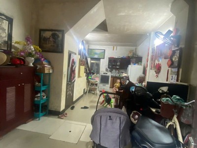 Bán nhà ngọc thụy   long biên  32m   4 tầng  11.7 tỷ 0