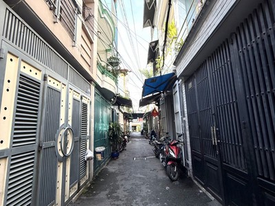 Hiếm, ngay gần emart 2 - hẻm 1 xẹt xe hơi nguyên duy cung - gần mặt tiền - dt 36m2 - giá chỉ 4.1 tỷ 4