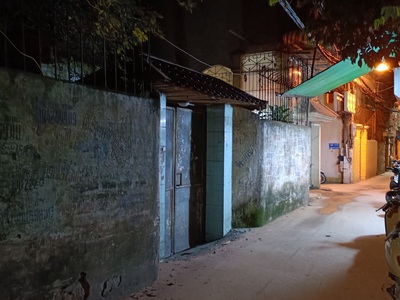 Vỡ nợ bán 193m2 đất ngõ 3m, đi dạo 500m ra hồ nhàn rỗi 0