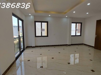 Nhà đẹp đón tết, hoàng quốc việt, 3 mặt thoáng, ô tô tải, 50m x 5t, mặt tiền 5m 0