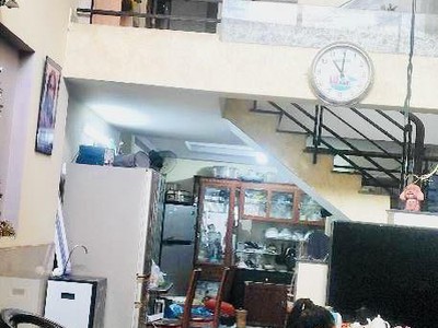 Ngay chợ tân hương   hxh ngủ nhà   sát mặt tiền 1