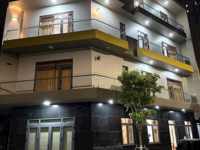 Cần bán gấp căn nhà phố uni valley do công ty cổ phần bđs bcons homes 4