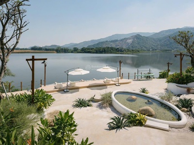 Chính chủ giảm giá 500tr cho lô đất bám hồ tại thôn 6 xã hoà lạc, giáp fpt, cnc và cổng số 9 đhqg 0