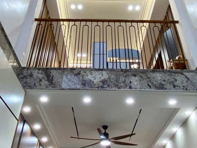 Nhà mới- 7 tầng thang máy -gara ô tô lâm hạ-longbiên 45m2 x 18.5 tỷ hà nội. 1