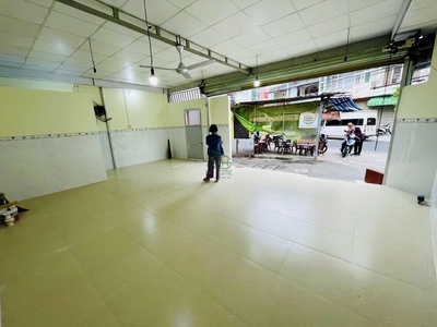 Bán căn góc kinh doanh đường tháp bà   vĩnh thọ   sát biển   ngang 7,8m 0