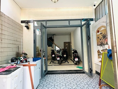 Bán nhà 4 tầng hẻm xe hơi đường hiệp bình 68m2 5 phòng ngủ hoàn công đủ 6,5 tỷ 1