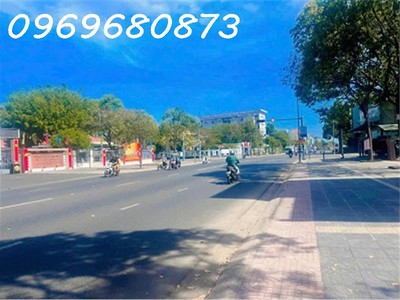 Chính chủ cần bán gấp 320m2 đất mặt tiền võ văn kiệt tp bà rịa. 3