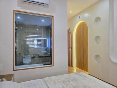 Hàng xóm vinhome nhà đẹp phúc lợi,30m,5 tầng,ô tô đỗ cổng,full nt,quá rẻ nhỉnh 6 tỷ 0