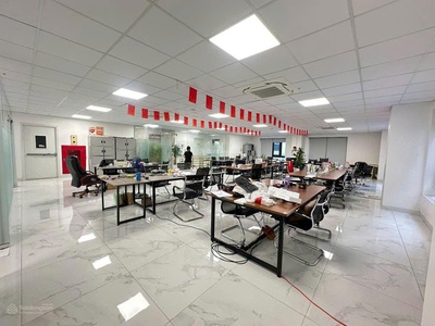 Cho thuê văn phòng 170m  tại ngõ 168 nguyễn xiển   giá chỉ 20 triệu/tháng 4