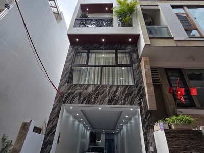 Nhà đẹp full nội thất mặt ngõ thông ô tô phố ngô gia tự 60 m2 x 6 tầng 18.2 tỷ long biên-hà nội. 0