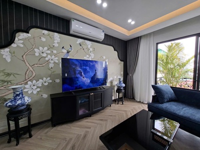 Nhà đẹp full nội thất mặt ngõ thông ô tô phố ngô gia tự 60 m2 x 6 tầng 18.2 tỷ long biên-hà nội. 2