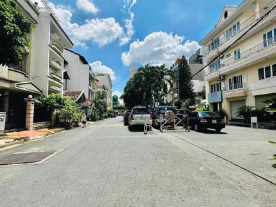 Bán nhà biệt thự  hồ văn huê, nối nguyễn kiệm, 7,1x16m, 7 tầng - thang máy, 9pn, 45 tỷ. 0