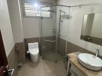 Cho thuê nhà nguyên căn   ngõ 126 khuất duy tiến 2