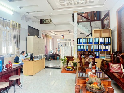 Nhà đẹp- giá tốt chính chủ cần bán nhanh căn nhà vị trí đẹp tại quận 12, tphcm 1