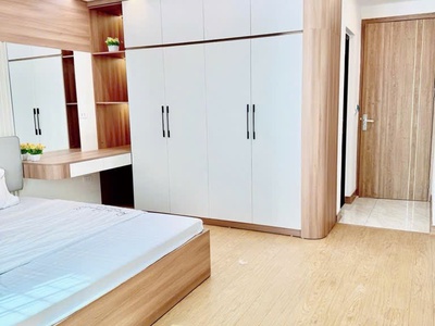 Bán nhà hoàng văn thái  mới cứng  47m    ô tô vào nhà    5t 6pn   14.9 tỷ 2