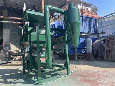 Bán máy vỡ ngô mảnh,xay bắp bể hạt đẹp 2