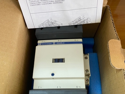 Cần bán Khởi động từ Schneider loại 150A, 115A, 65A 0