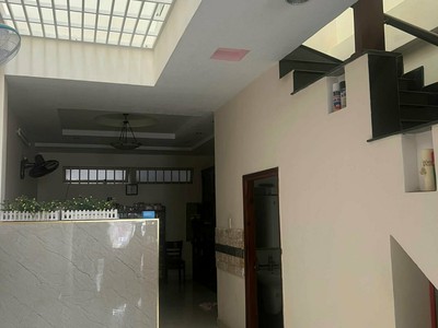 Cho thuê nhà Kha Vạn Cân,P.Linh Chiểu,TP Thủ Đức 4 20m,4PN giá 18tr  TL 2