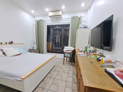 Hiếm có khó tìm  Nhà Đại La   5 tầng x 40m2-Ở Ngay-K Qh-Cách phố 20m-Mới-Đẹp 1