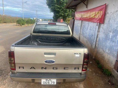 Bán xe ô tô nhập Thái 2013   Số sàn 1 cầu   Chính chủ Gia Lai 1