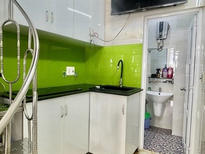 Hàng hiếm - điện biên phủ - bình thạnh - giáp quận 1 - nhà mới đẹp - 3 tầng - chỉ 3.1 tỷ. 1