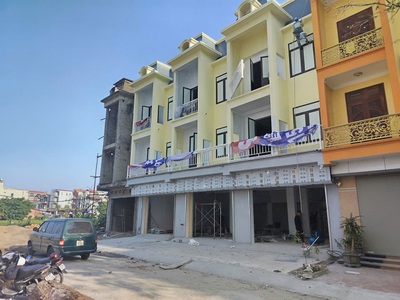 Cho thuê nhà lô góc   dài hạn   chân dự án chung cư sao hồng  quế võ, bắc ninh 0