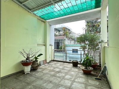 Bán nhà lô góc hẻm 9m lũy bán bích tân phú,  60m   4m x 15m x 4 tầng, 3pn, 3wc chỉ 9.8 tỷ. 2