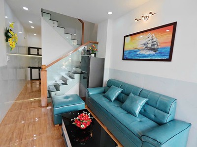 Bán nhà mới 2 tầng tttp gần chù phật trắng hẻm cao đài nha trang giá : 2ty9  tl 0