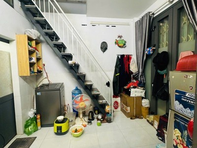 Huỳnh văn chính   tân phú   hẻm xe hơi 6m   3 tầng   có dòng tiền 5 triệu/tháng   chỉ 2.35 tỷ 1