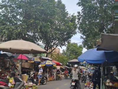 Mặt tiền kd ngang 7x18m - ngay chợ phạm thế hiển quận 8 - nhà cũ tiện xây mới - nhỉnh 11 tỷ 1