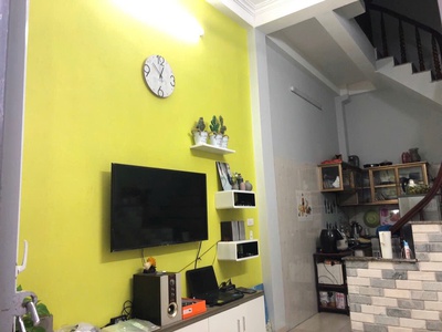 Cho thuê nhà nguyên căn ngõ 8 ngọc hồi, 25m  x 2 tầng  4,5 triệu 1