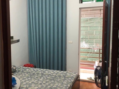 Cho thuê nhà nguyên căn ngõ 8 ngọc hồi, 25m  x 2 tầng  4,5 triệu 3