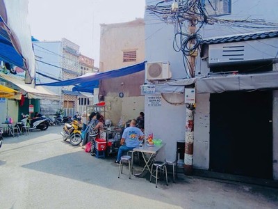 Huỳnh văn chính   tân phú   hẻm xe hơi 6m   3 tầng   có dòng tiền 5 triệu/tháng   chỉ 2.35 tỷ 2